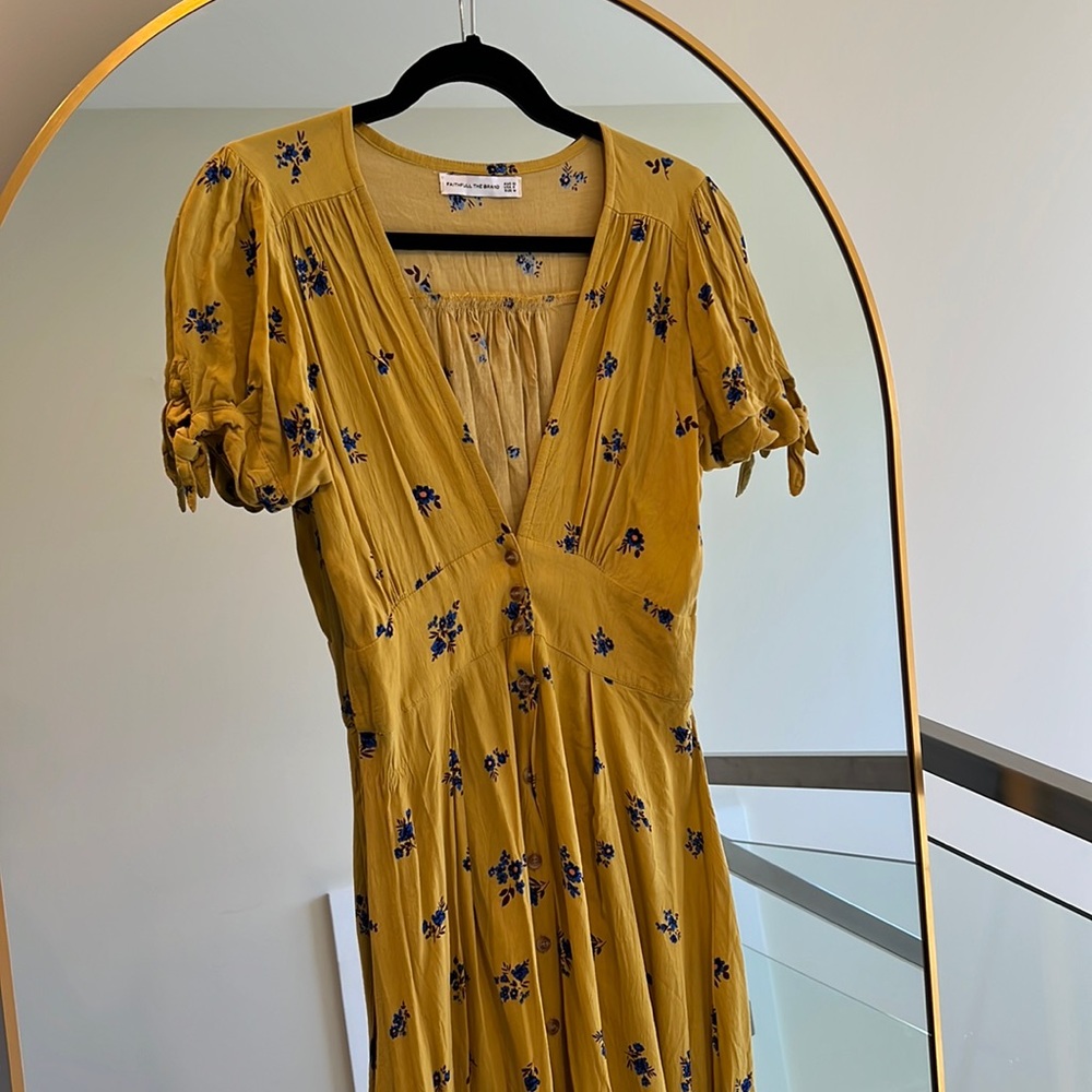 Faithfull The Brand Summer Midi Dress, size 6 - Picture 1 of 6